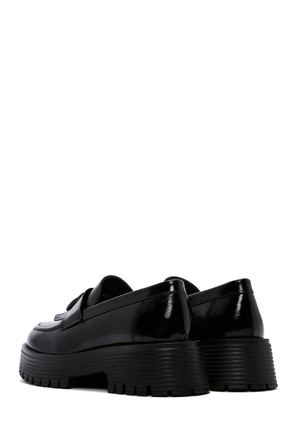 Kadın Siyah Püsküllü Deri Maskülen Loafer - Image 5