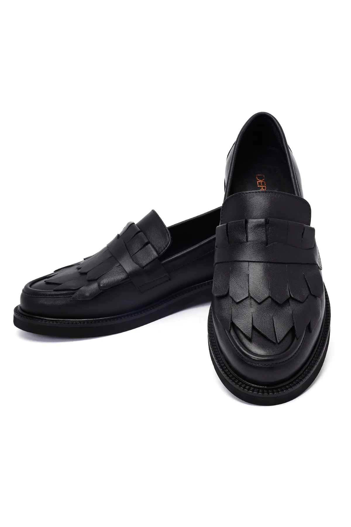 Kadın Siyah Püsküllü Deri Maskülen Loafer - Image 10