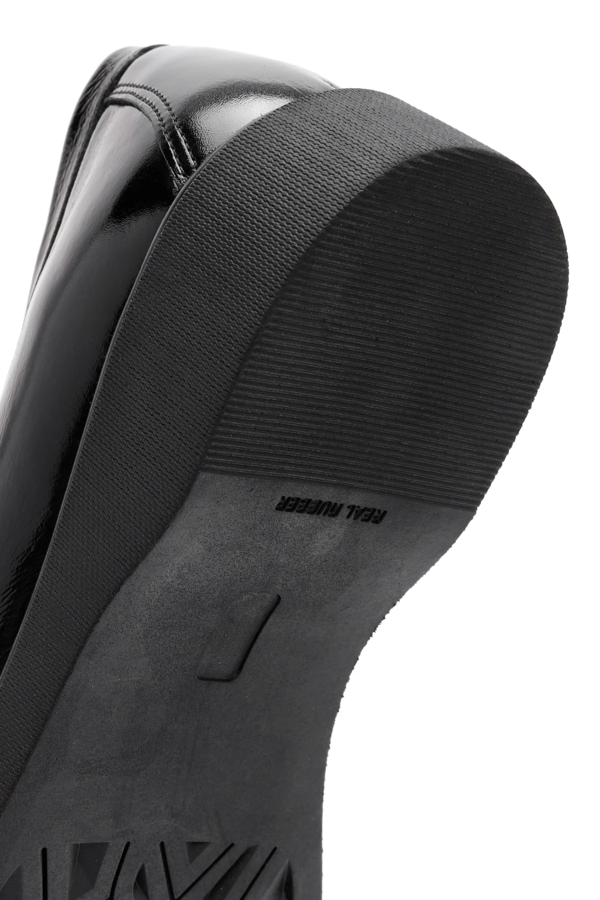 Kadın Siyah Toka Detaylı Rugan Deri Comfort Loafer - Image 8