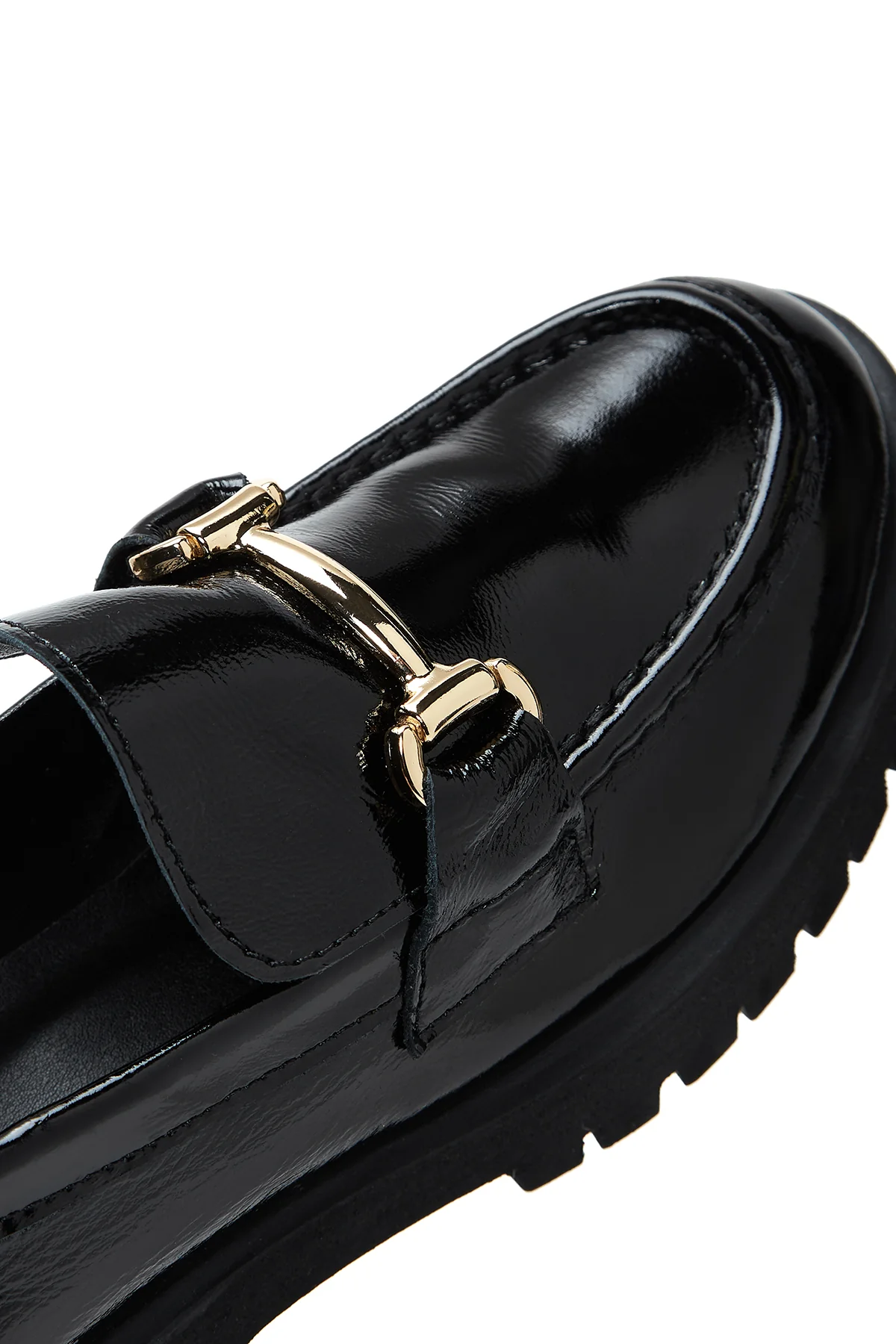 Kadın Siyah Toka Detaylı Rugan Deri Maskülen Loafer - Image 8