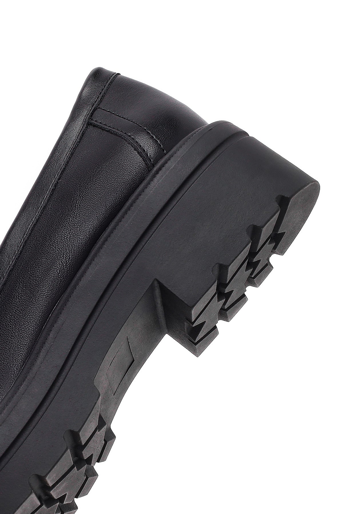 Kadın Siyah Tokalı Kalın Tabanlı Maskülen Loafer - Image 8
