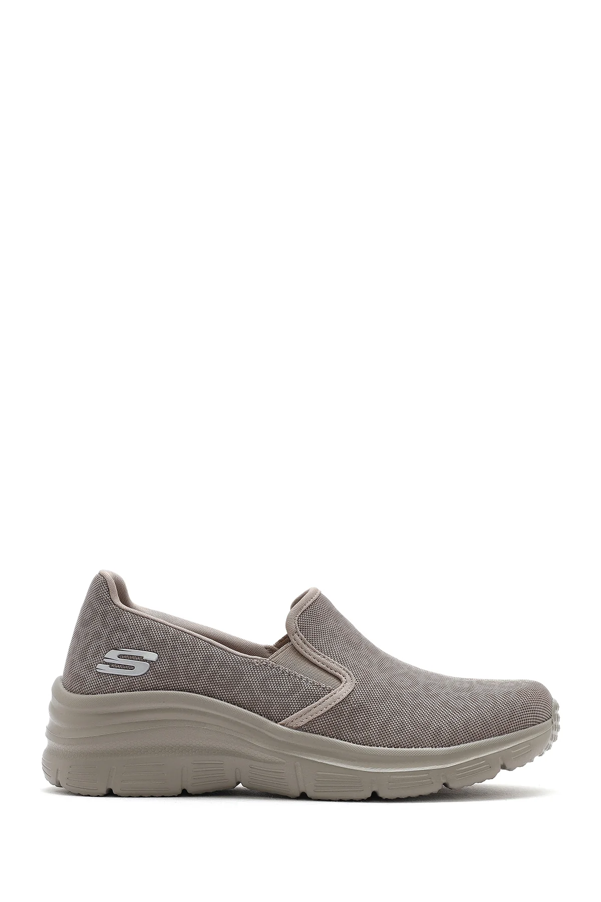 Skechers Kadın Bej Fashion Fit Sneaker